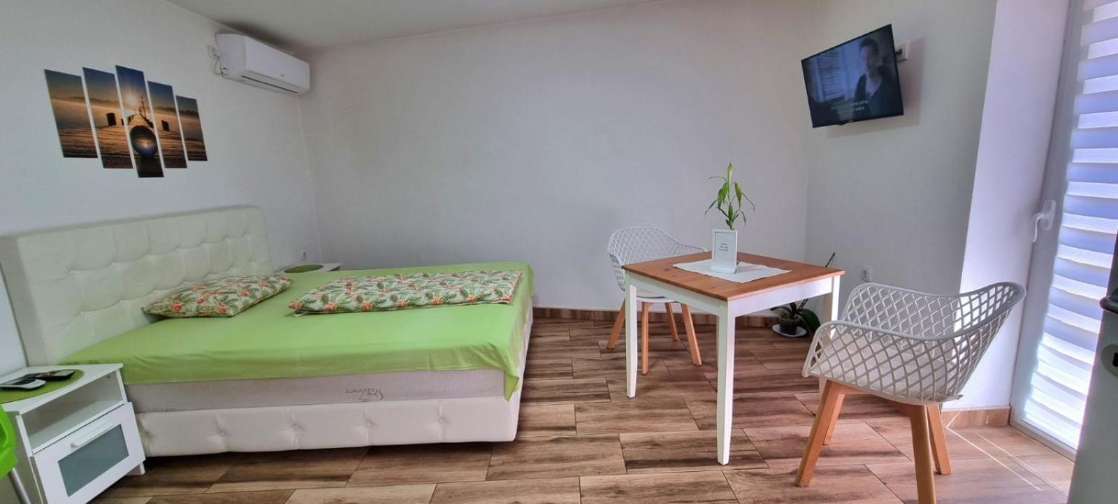 "My Life" Luxury River Apartments Ниш Екстер'єр фото