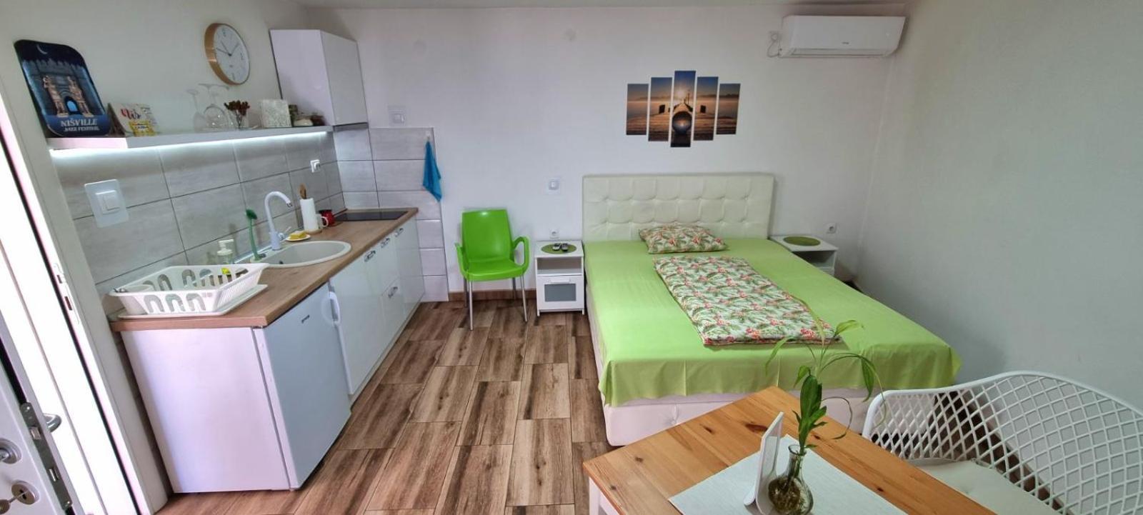 "My Life" Luxury River Apartments Ниш Екстер'єр фото